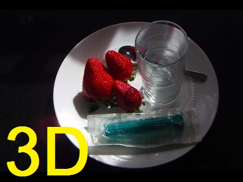 Experiment with rotting strawberrys 3D stereoscopic time lapse